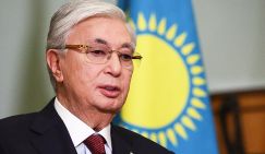 Касым-Жомарт Токаев: «Сопредельное государство» прогнало через наш банк $14 млрд. Лавочку пора прикрыть