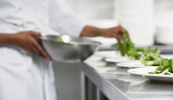 Нутрициолог сказал, с чего нужно начинать полезный завтрак