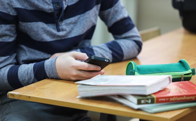 Классным руководителям добавляют новые обязанности, законность которых под вопросом