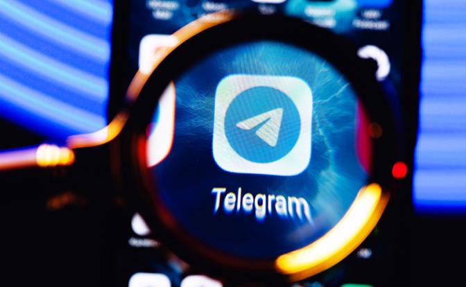 Удушение Telegram: «Защищенный» национальный мессенджер МАХ на американских айфонах – это даже не смешно