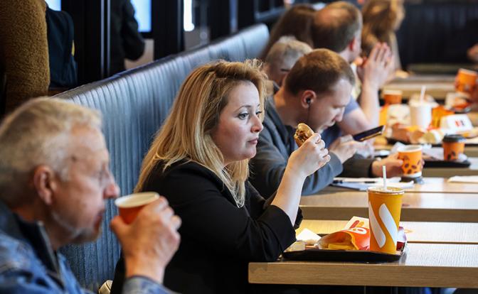 Ушли – и точка. «МакДоналдсу» фактически закрыто возвращение в Россию