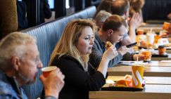 Ушли – и точка. «МакДоналдсу» фактически закрыто возвращение в Россию