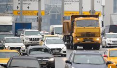 Машинная дойка: Автомобилисты – любимая властями статья пополнения бюджета