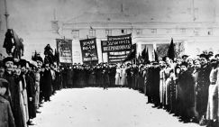 Александр Широкорад: Февральская революция как побочный результат помощи волонтеров фронту