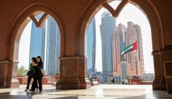 The Sun пугает: «Украинствующих» британцев Эмираты враз выдадут России