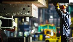 Катастрофическая деиндустриализация: Россия в зеркале мировых рейтингов выглядит уныло