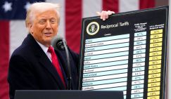 Деньги вернуть? Верховный суд США выставил Трампа диктатором-идиотом