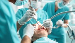 В России нашли инновационный способ спасения зубов при запущенном кариесе