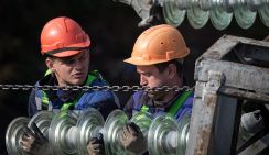 Учетная ставка ЦП гонит народ в цеха – на рынке труда избыток рабочих профессий