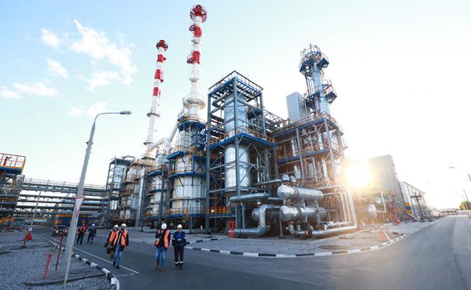 В Кремле прокомментировали падение нефтегазовых доходов