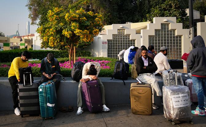«А это у вас форс-мажор!»: Российских туристов гонят в шею из отелей Эмиратов - но надежда появилась