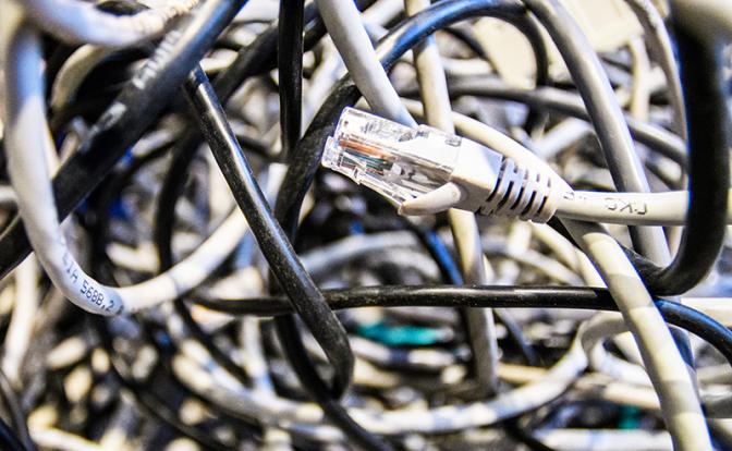 Эксперт объяснила, как скажется решения поставщиков КНР на стоимости интернета в РФ