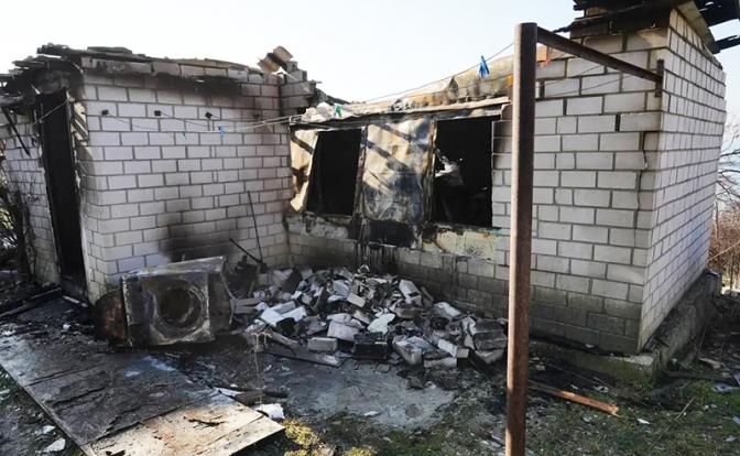 «Очень страшно было»: Новороссийск зализывает раны, власти не спешат, урок 25 ноября пошел не впрок