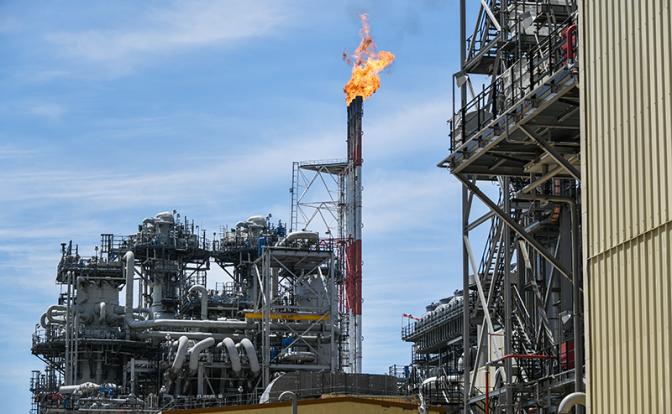 Цены на нефть и газ: Биржам кто-то заранее слил информацию об ударе США и Израиля по Ирану