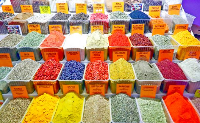 Кардиохирург назвал специи, которые не дают стареть и защищают сердце