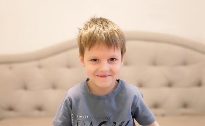 Маленькому Мураду срочно нужна трансплантация костного мозга