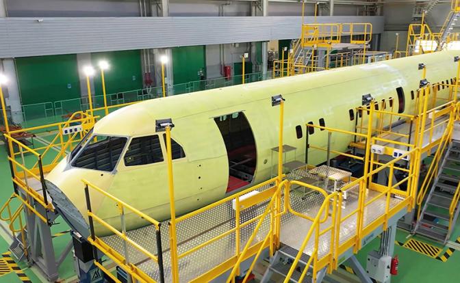 Надежда нашей авиации Ил-114-300 уходит в штопор вслед за «Байкалом»