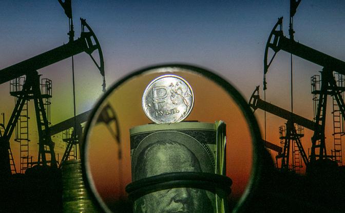 Цены на нефть могут подняться до 200 долларов, но рубль все равно упадет