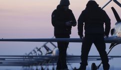 "Зеленский заявил,что крымчане - не люди. Обещает убить всех"