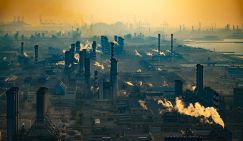 Бешеный десант Трампа на остров Харк: Иран пообещал сжечь все нефтепромыслы арабских шейхов, если начнется штурм