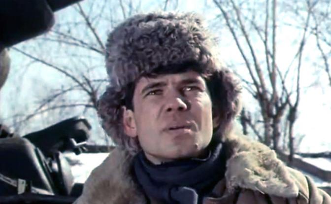 На фото: актер Александр Карин в роли Шуры в фильме режиссера  Владимира Семакова "Главный конструктор", 1980 год.