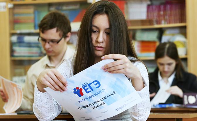 ЕГЭ близко: Расценки репетиторов растут вместе с инфляцией, папы-мамы вздыхают, но раскошеливаются