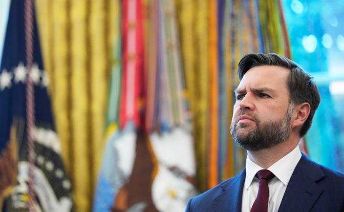 На фото: вице-президент США Джей Ди Вэнс