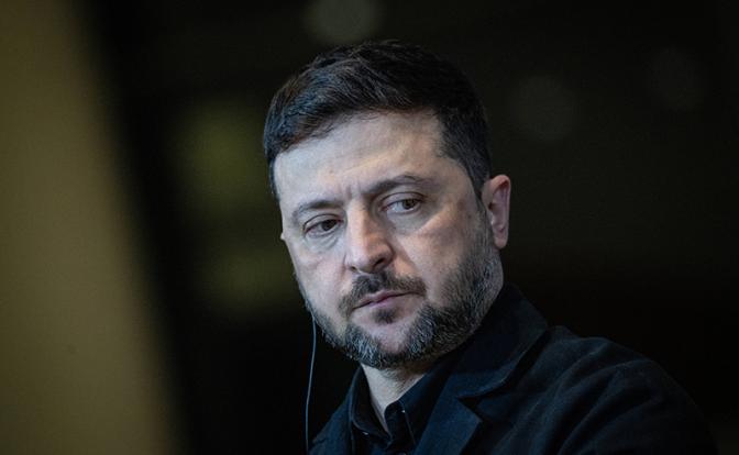 Зеленский может спать спокойно, ликвидации он пока не подлежит