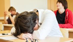 Правительство решило пересмотреть нагрузку на школьников