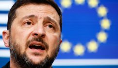 В Киеве крепко пригорело: Пинка Зеленскому Европа пока не дала, но уже замахнулась