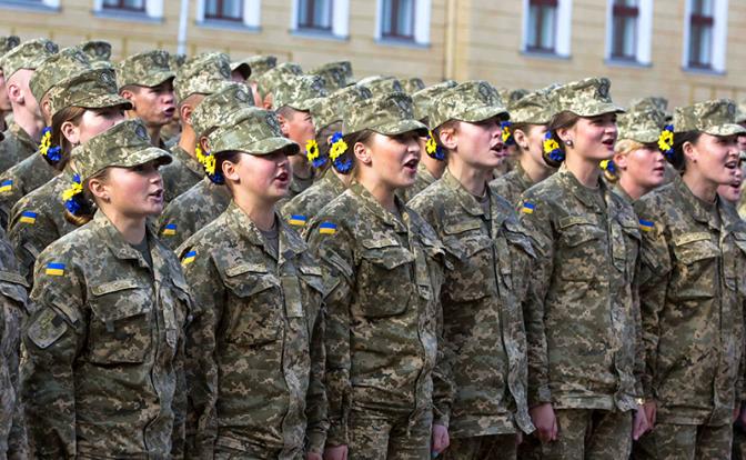 Киевский режим готовит к мобилизации женщин