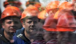 Сериал о забастовке снимают во Владимире, а в Мурманске бастующих сняла с подъёмного крана полиция