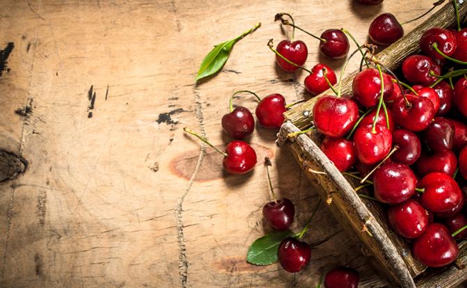 Врач назвал продукты-провокаторы, которые опасны для аллергиков