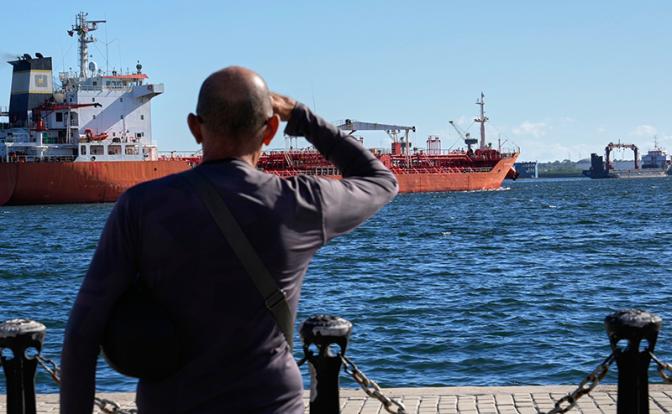 Интрига в Атлантике разрешилась: «Анатолий Колодкин» напоит Кубу нефтью, но не досыта