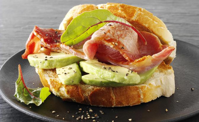 Диетолог назвала лучший завтрак, чтобы быстро взбодриться с утра