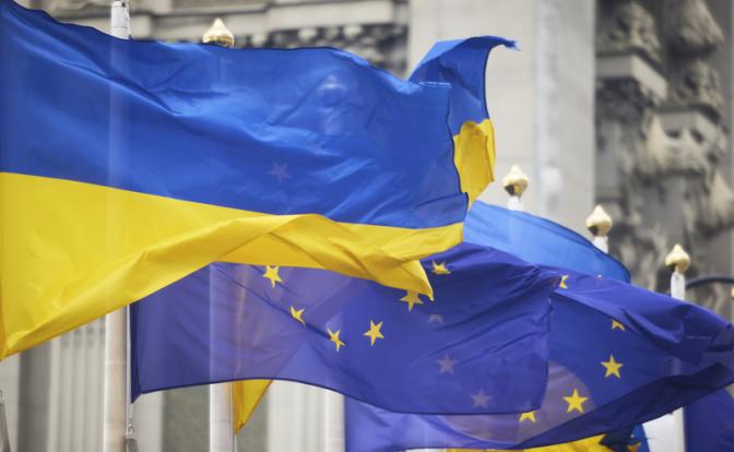 СМИ: Евросоюз может отказаться от помощи Украине в пользу энергоносителей РФ