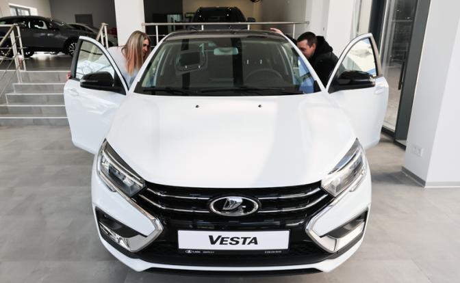 «АвтоВАЗ» запустит подписку на Lada Vesta примерно за 40 тысяч рублей в месяц