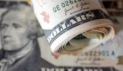 Иран не идет в "каменный век Трампа", нефть растет, курс доллара падает