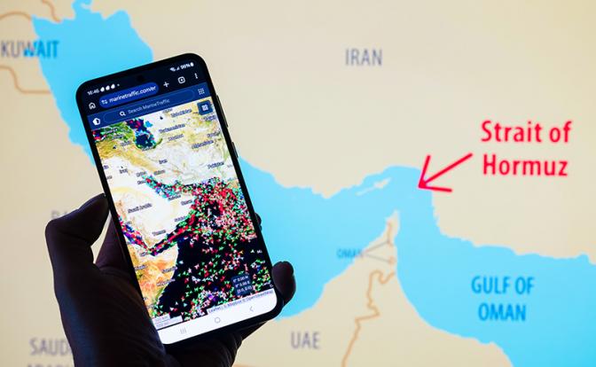 СМИ: Война с Ираном превратилась для Трампа в сделку века