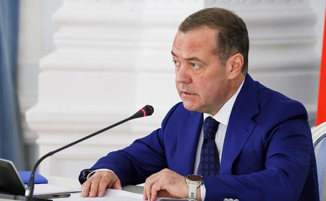 На фото: зампред Совбеза Совбеза РФ Дмитрий Медведев.