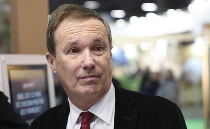 На фото: лидер правой партии «Вставай, Франция» Николя Дюпон-Эньян