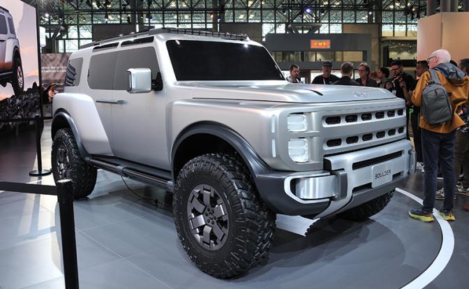 На фото: автомобиль Hyundai Boulder