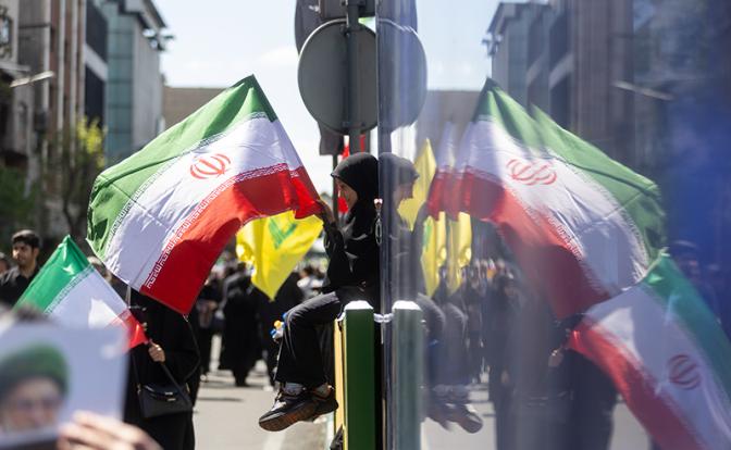 Цена вопроса - $100 миллиардов: США и Иран ведут торг по замороженным активам персов