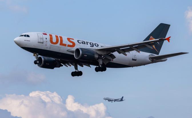 На фото: турецкий грузовой самолет ULS Cargo Airbus A310-300F.