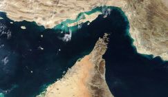 Истерика на марше: США объявили о начале блокады Ормузского пролива