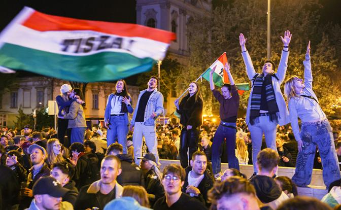 Венгрия прощается с «наследием Орбана»: Народ не любит, когда власть «бронзовеет» и перестает с людьми считаться