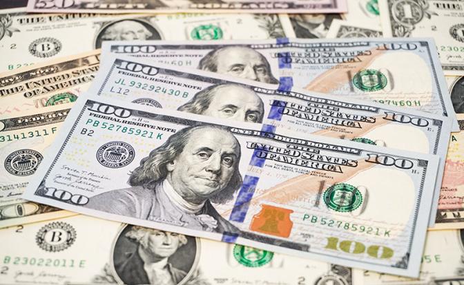 Профессор Катасонов: Миллиарды долларов продолжают уходить из страны окольными путями