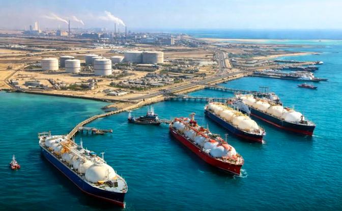 На фото: вид на промышленный комплекс Рас- Лаффан.