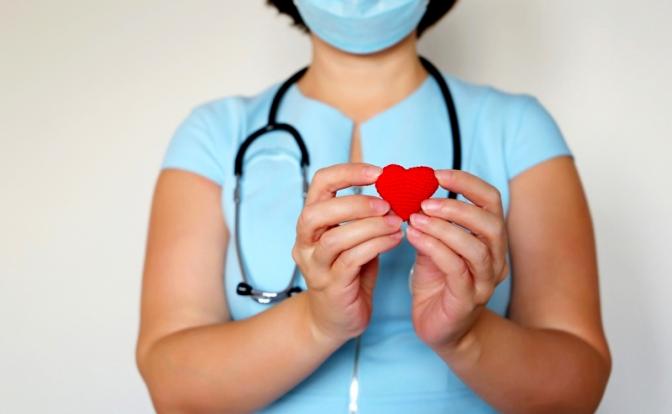 Кардиохирург назвал самые важные продукты и модель питания для сердца