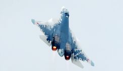 Су-57: Ради бурного потока «авиадолларов» Москва готова пожертвовать лучшим истребителем 5-го поколения?